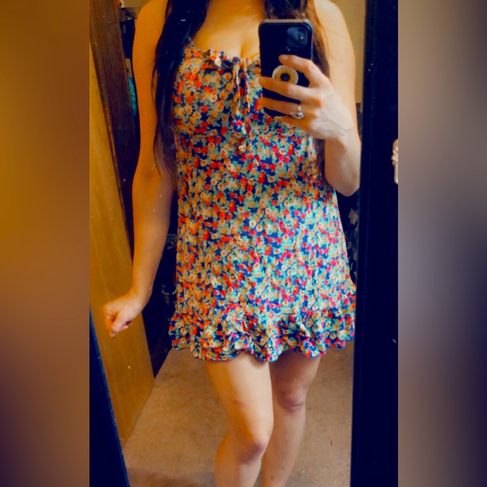Floral print spaghetti strap dress!